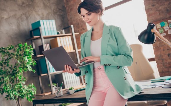 Работа на дому - Проходить опросы. Фото